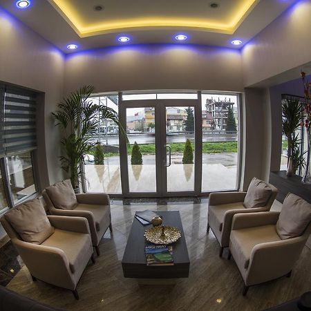 Remila Hotel Коджаелі Екстер'єр фото