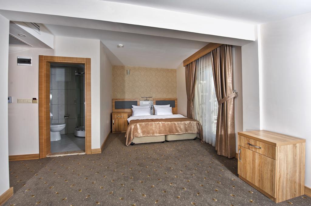 Remila Hotel Коджаелі Екстер'єр фото