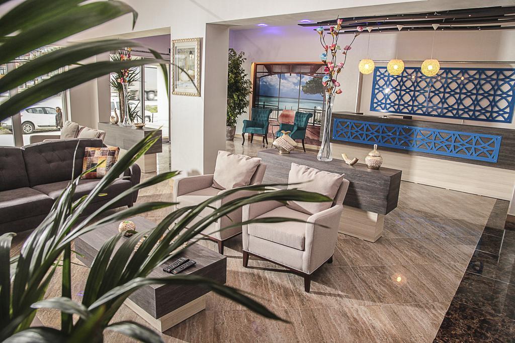 Remila Hotel Коджаелі Екстер'єр фото