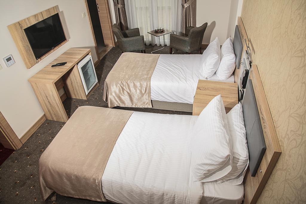 Remila Hotel Коджаелі Екстер'єр фото
